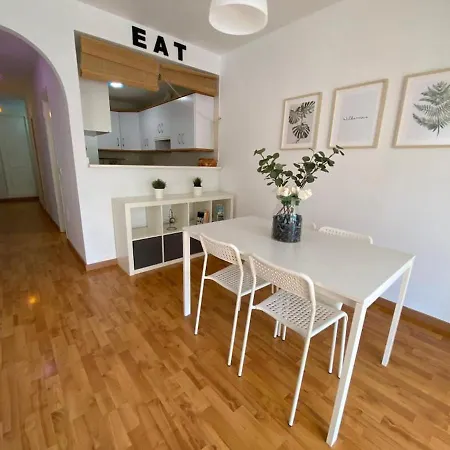 Magnífico Apartamento Con Piscina En