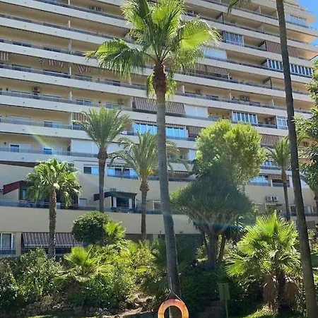 Magnífico Apartamento Con Piscina En Apartamento Benalmádena